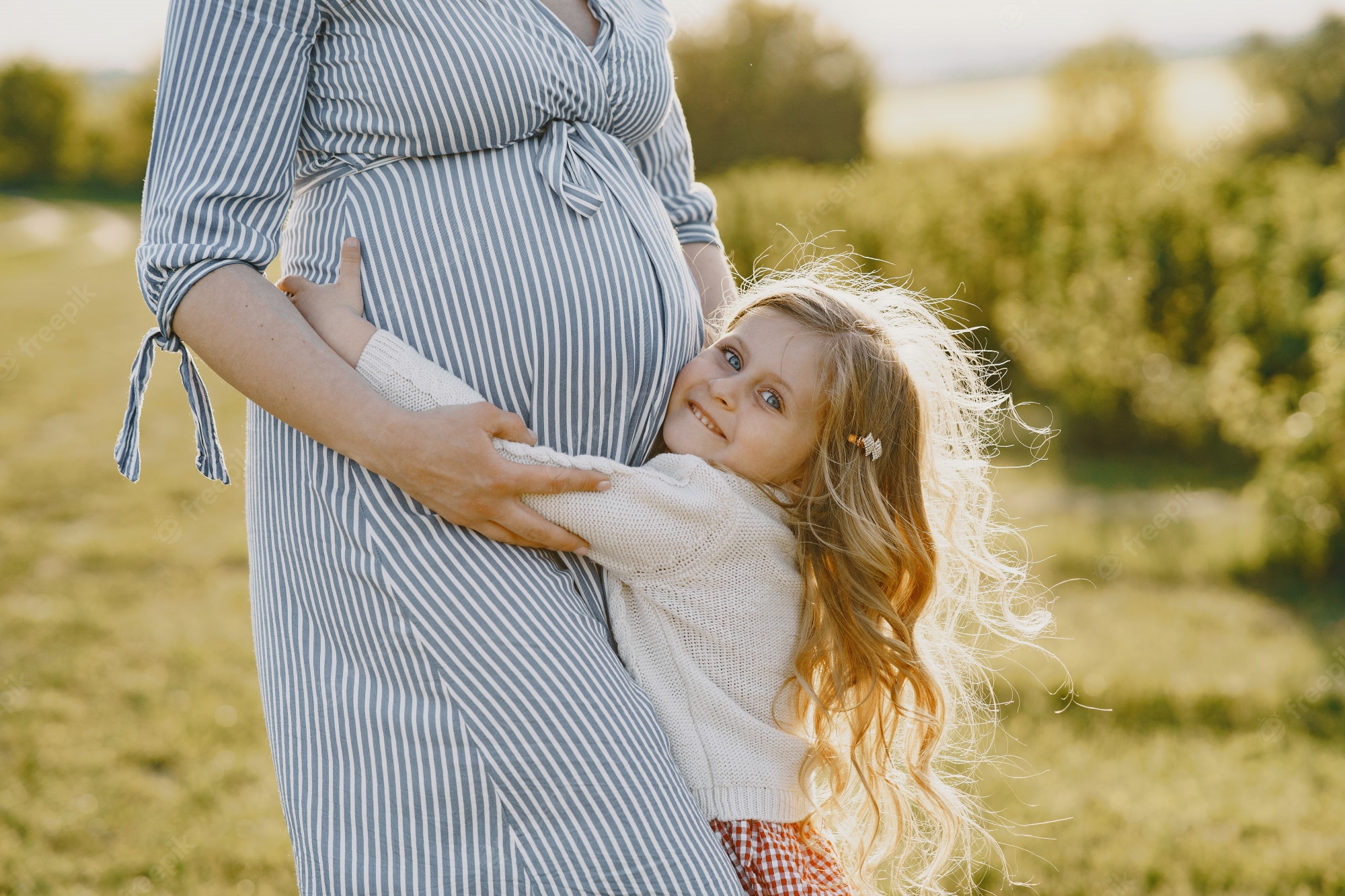 Creative Maternity Photoshoot India - Beattransit